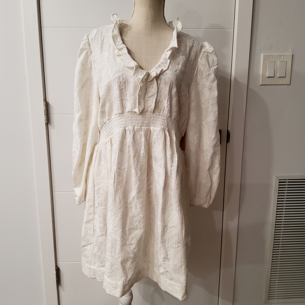 Abigail Zwaans White Embroidered Ruffled Long Sleeve Dress Size M